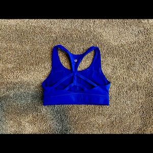 Lululemon sports Bra Size 4